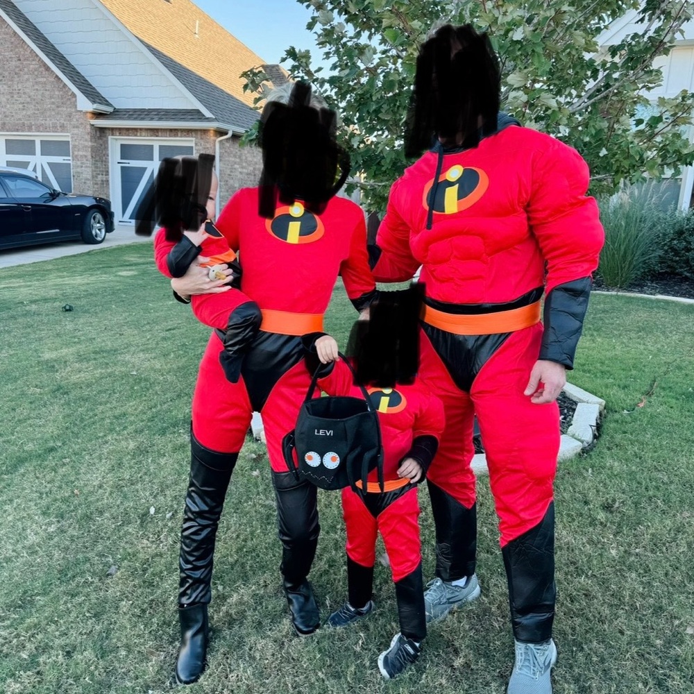Incredible family costumes!